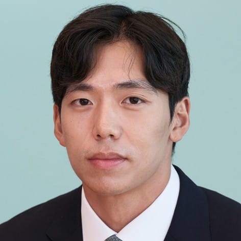 Bio Image of Kun Hee Park